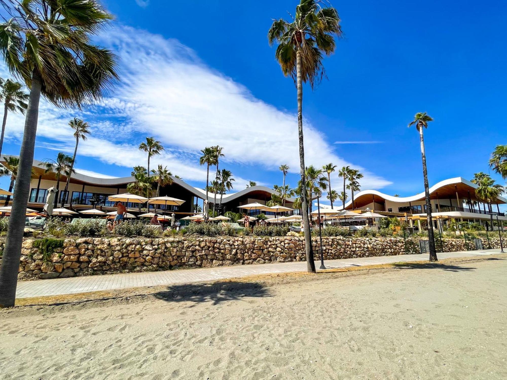 Modern Apartment With Terrace - 2 Min From The Beach Estepona Exterior photo